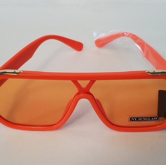 NY Sunglasses - Picture 8 of 9